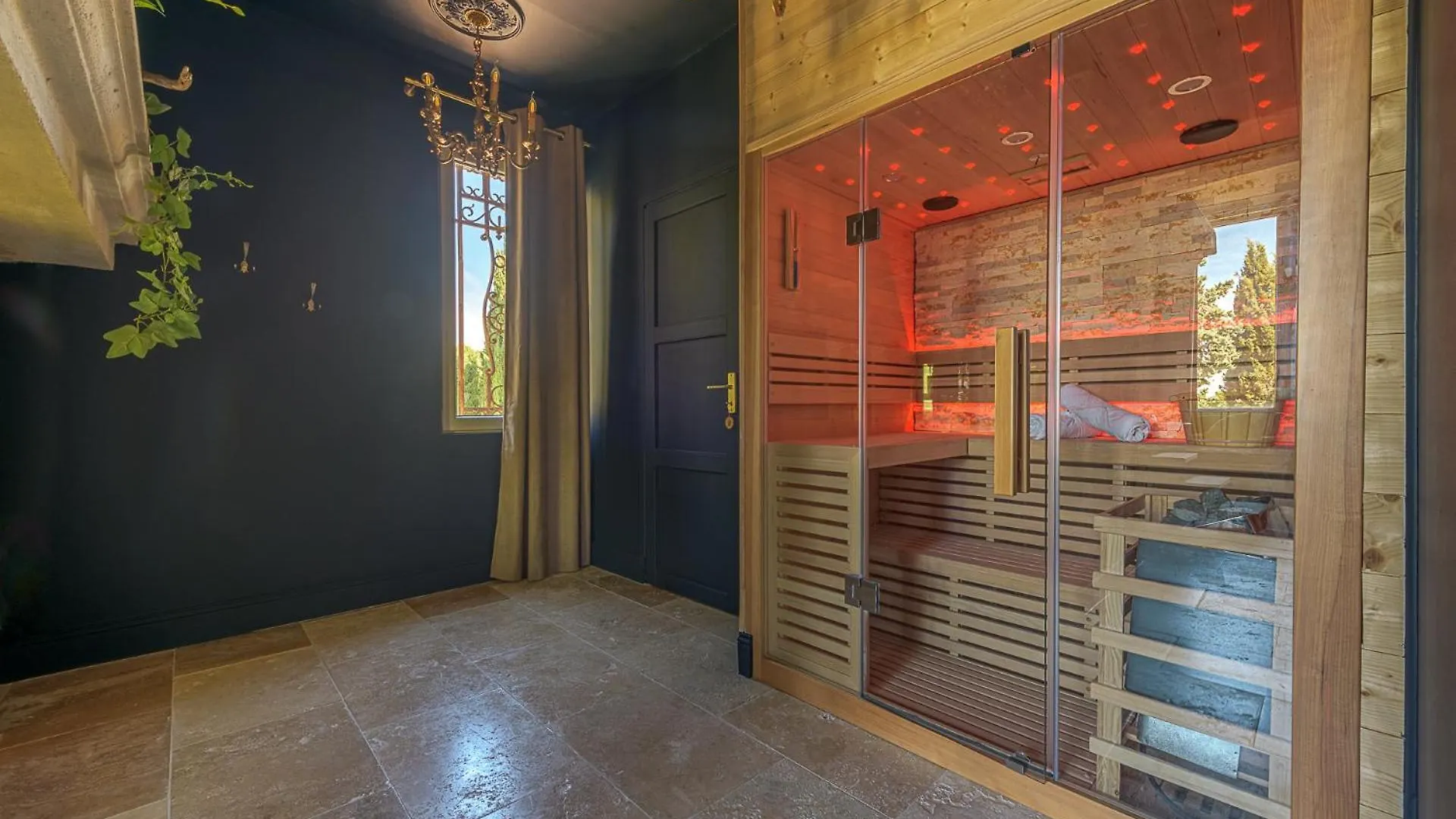 Chambres D'Hotes La Mascrabiere Bed & Spa Albi